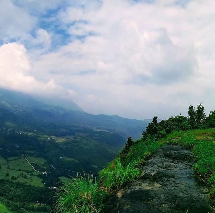 මානිගල කඳු - Manigala Hills